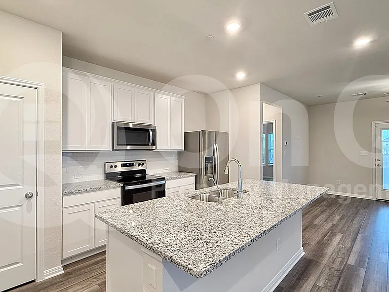 1850 Settlers Glen Dr #104 — Photo 2