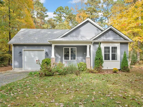 37283 Davey Jones Blvd, Greenbackville, VA 23356