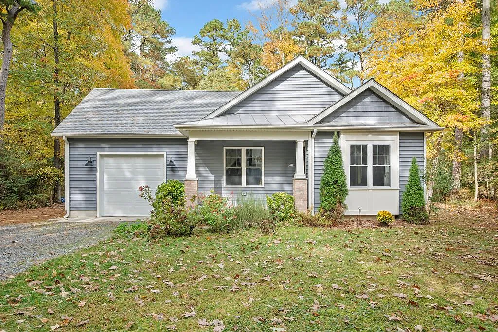 37283 Davey Jones Blvd photo 1