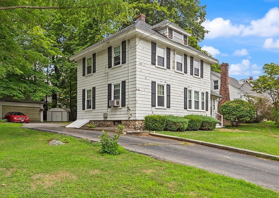 1st image of 15 Willow St