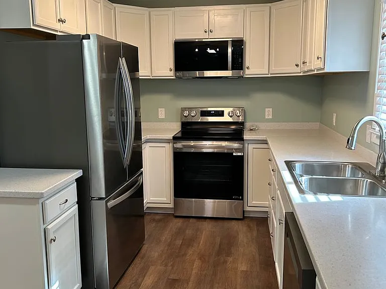 103 W Emerald Dr — Photo 5