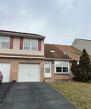 2nd image of 2725 Tamlynn Ln