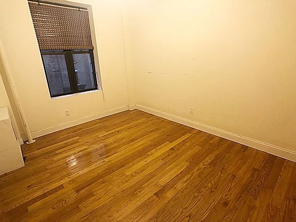 5th image of 309 W 99th St APT 2D