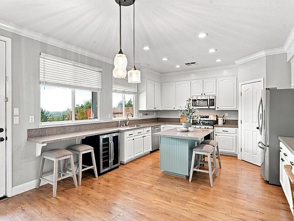 5th image of 5113 Wedgewood Way