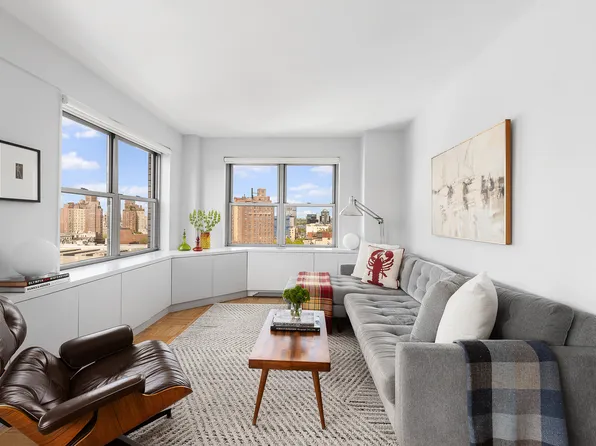 175 West 13th Street image 6 of 14