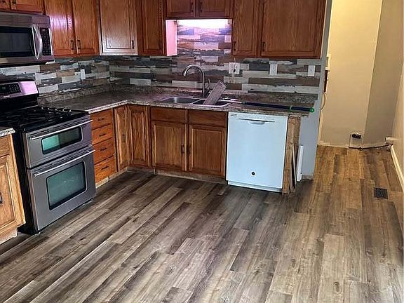 2nd image of 8757 Routiers Ct