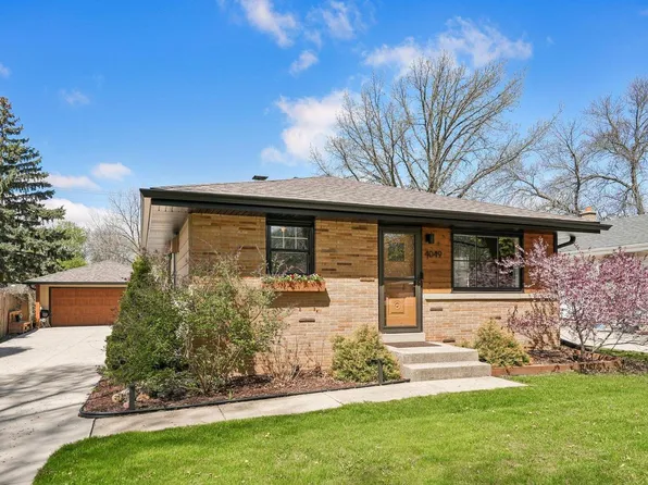 4049 S 58th STREET, Milwaukee, WI 53220