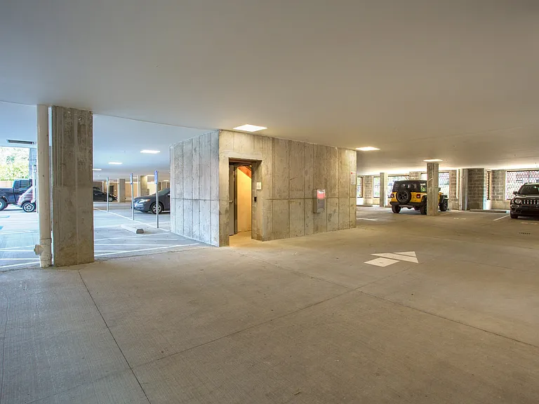 520 E Armour — Photo 34