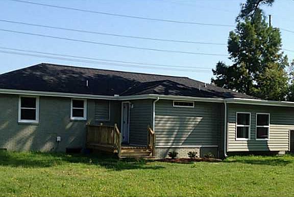 4th image of 2917 Cape Henry Dr