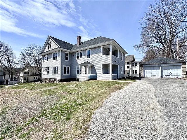 3 bed, 1800 sqft, $3,100 — Photo 1