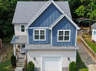 2601 Ashe St, Durham, NC 27703
