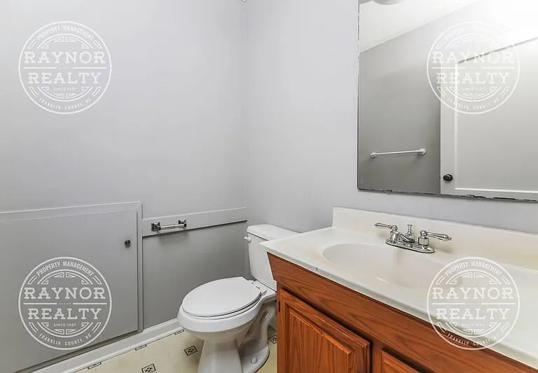 2045 State Highway 561 E — Photo 16