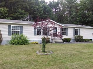 148 Fire Pond Rd, Hopkinton, NH 03229