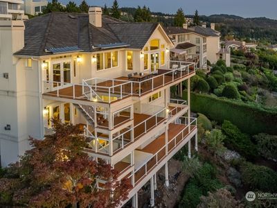 15361 SE 59th Street, Bellevue, WA, 98006