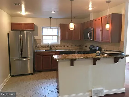 1633 Solly Ave #2 Photo 1