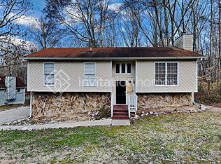 1810 County Line Pl, Douglasville, GA 30135