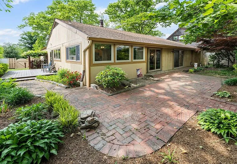 5360 Red Lake Ct — Photo 24