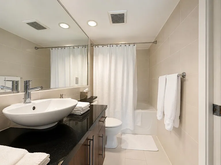 1225 Richards St #2203 — Photo 18