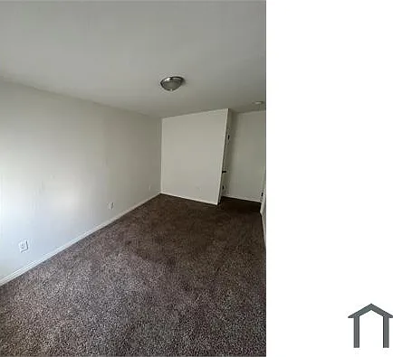 697 Stanley Ave — Photo 11