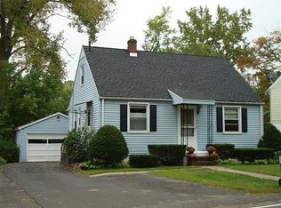 56 Park Ave, Latham, NY 12110