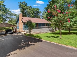 1502 Greenstreet Drive, Traphill, NC 28685