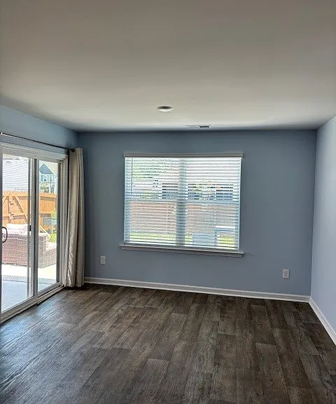 332 Cleat Dr — Photo 6