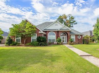 113 Lake Ridge Dr, La Place, LA 70068