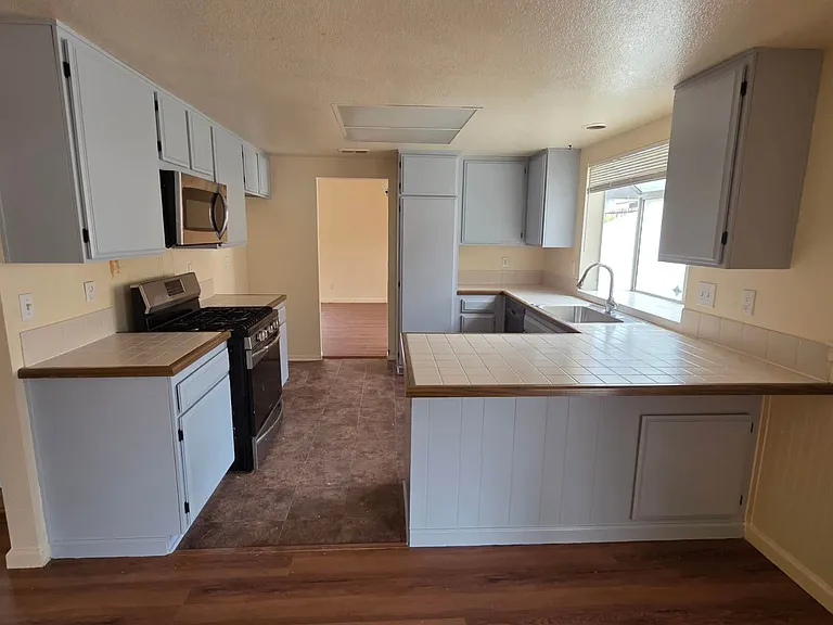 12667 Broadleaf Ln — Photo 5