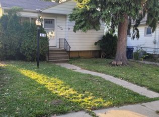 938 Stocker Ave, Flint, MI 48503