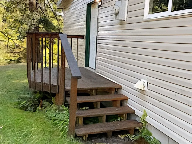 10027 Yaquina Bay Rd — Photo 10