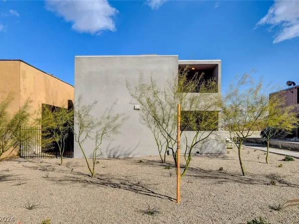 736 N 11th St, Las Vegas, NV 89101