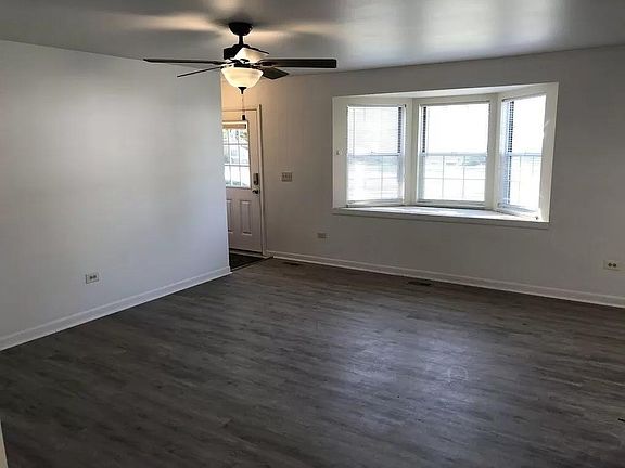 2nd image of 437 N Lake Shore Dr