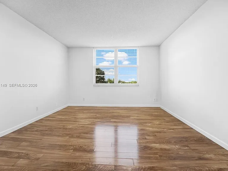 250 Jacaranda Dr #508 — Photo 21