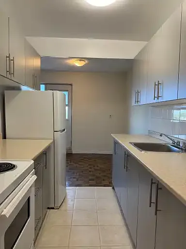 1 bed, 1.0 bath, $1,875 — Photo 4