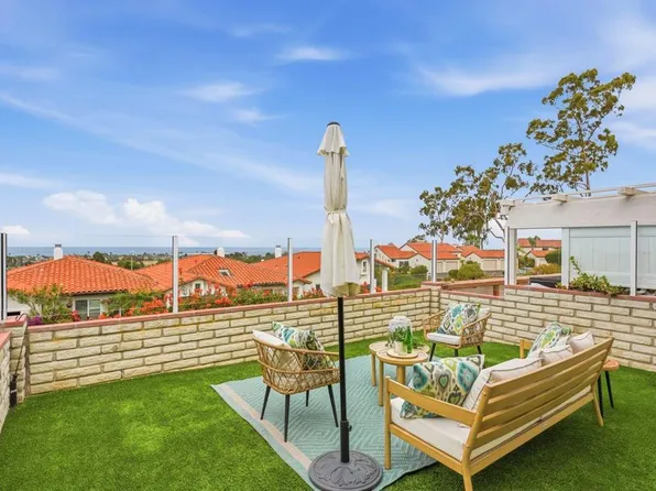 6717 Clover Ct, Carlsbad, CA 92011
