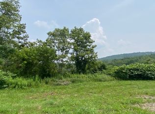 2008 Hawleyton Rd, Binghamton, NY 13903