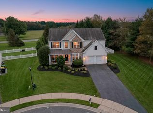 299 W Clarendon Dr, Smyrna, DE 19977