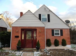 27 Barton Dr, Pittsburgh, PA 15221