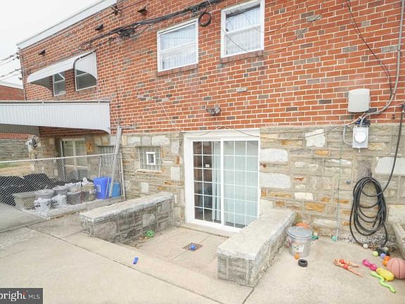 4th image of 7871 Anita Dr