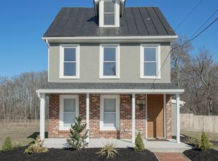 239 Chestnut St, Mount Holly, NJ 08060