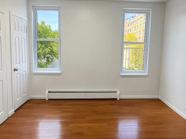 1581 Pitkin Avenue image 2 of 10