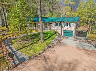 W11430 Riverside Rd, Marion, WI 54950