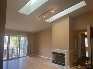 68 Clay St, North Brunswick, NJ 08902