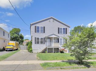 582 Canaan Rd, Stratford, CT 06614