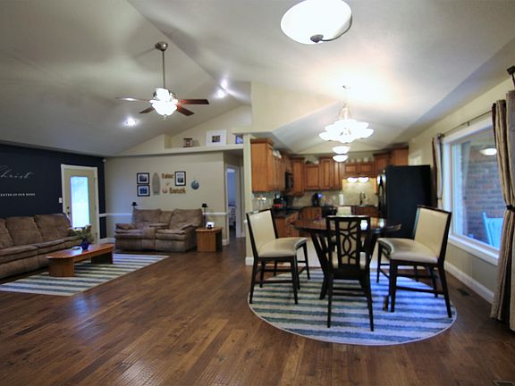 5th image of 3402 Warpath Dr