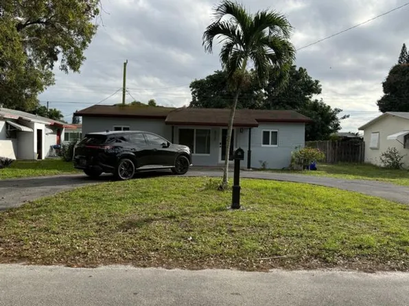 6720 Park St, Hollywood, FL 33024