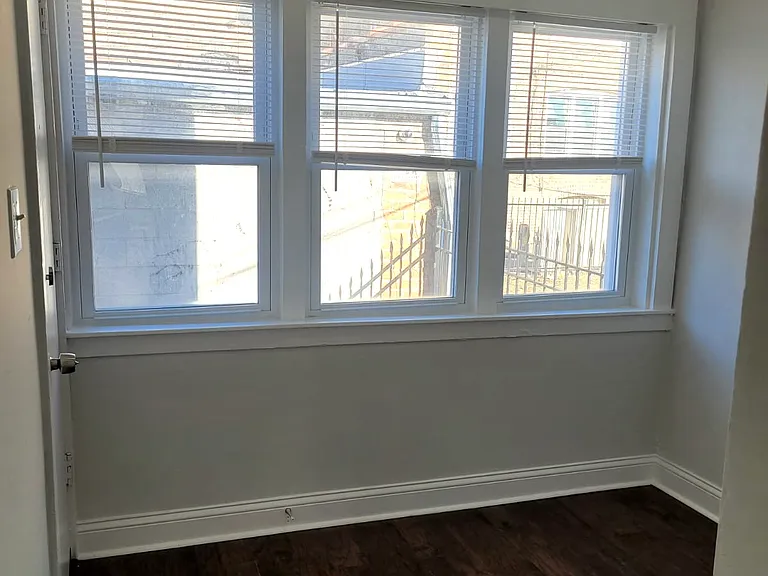 4876 W Armitage Ave #1R — Photo 3