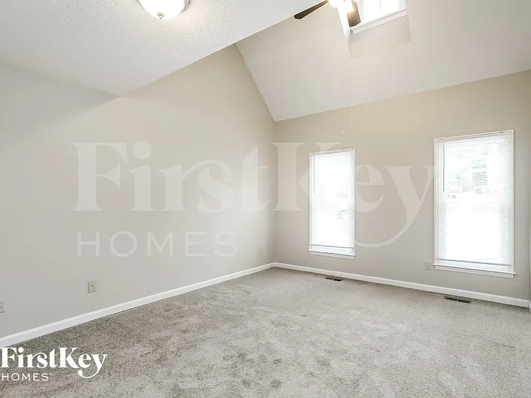 3 Lyle Ct — Photo 8