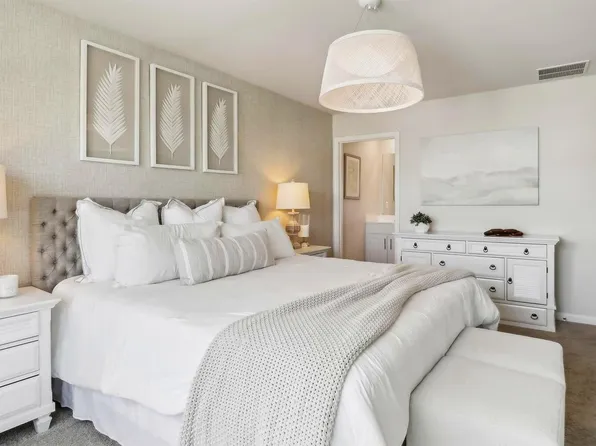 247 Hermosa Dr, Egg Harbor Township, NJ 08234