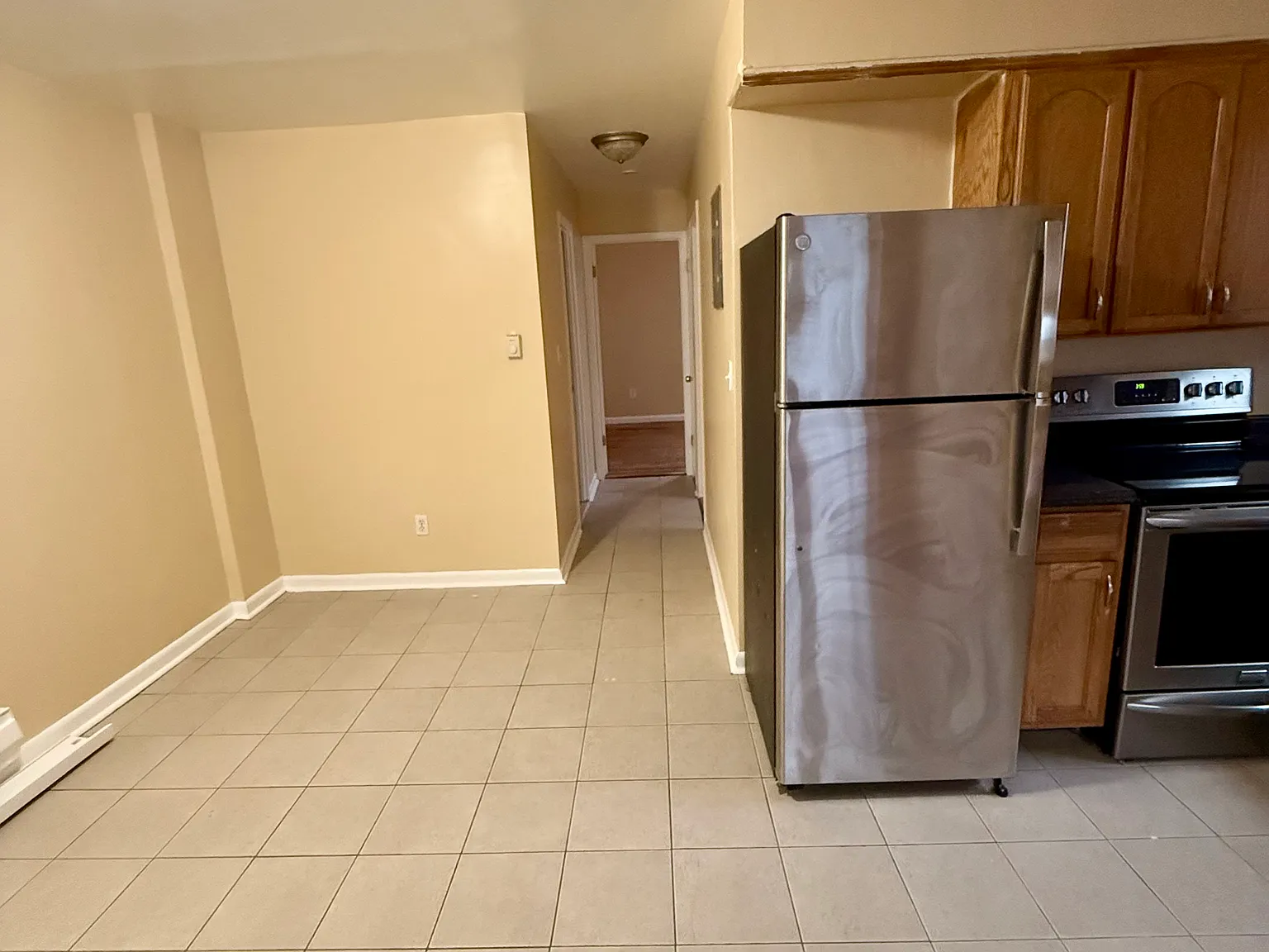 2 bed, 1.5 bath, $2,700 — Photo 2